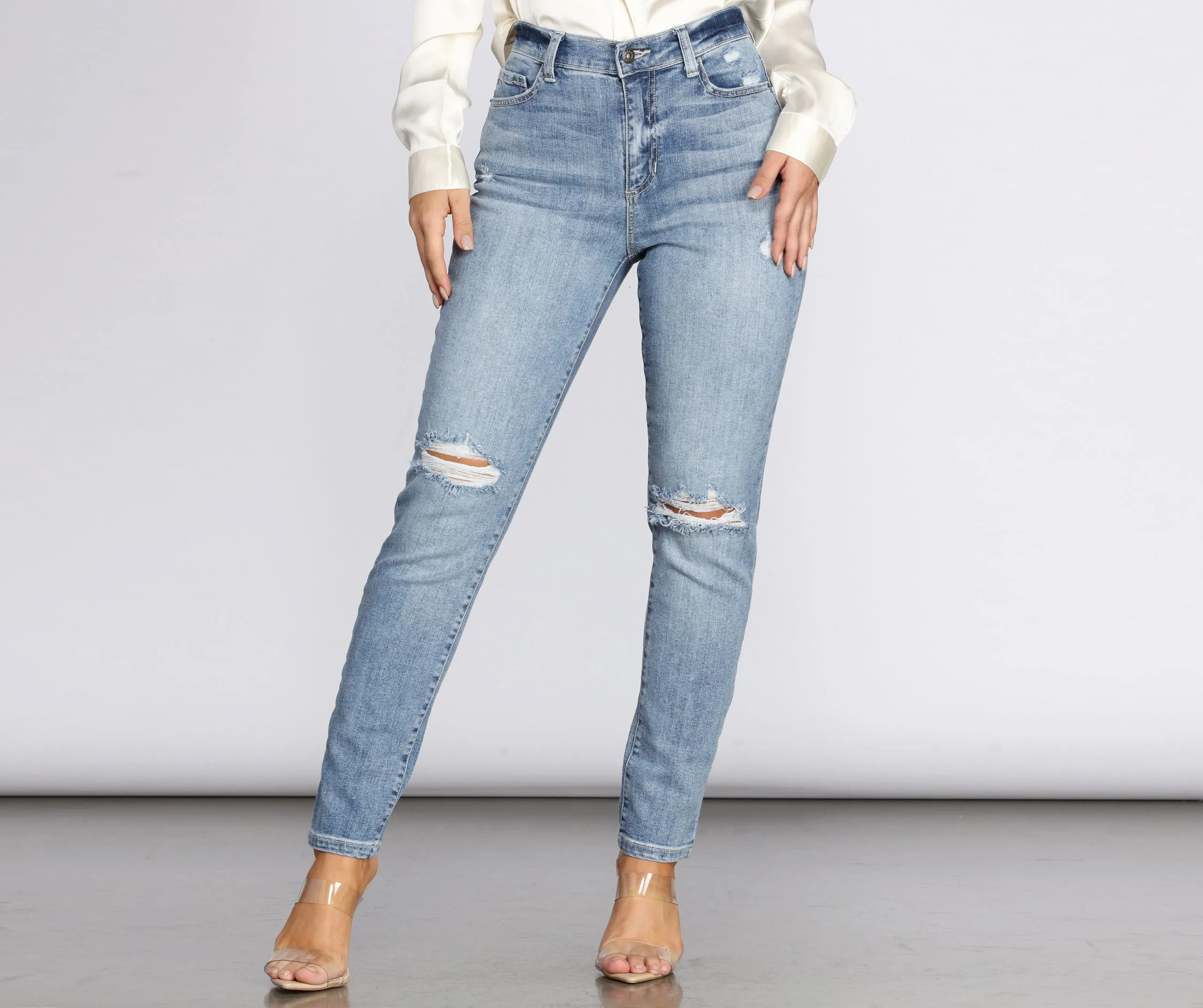 High Rise Distressed Boyfriend Jeans