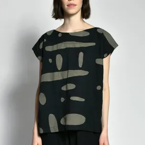 Uzi | Black Pebble Tee