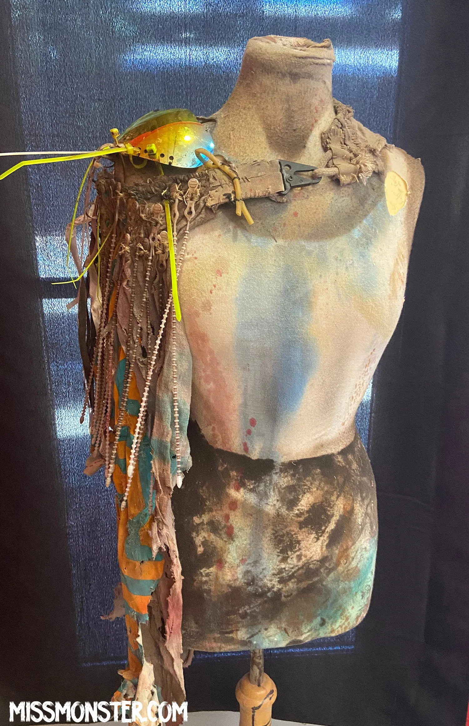 WASTELAND CAPE