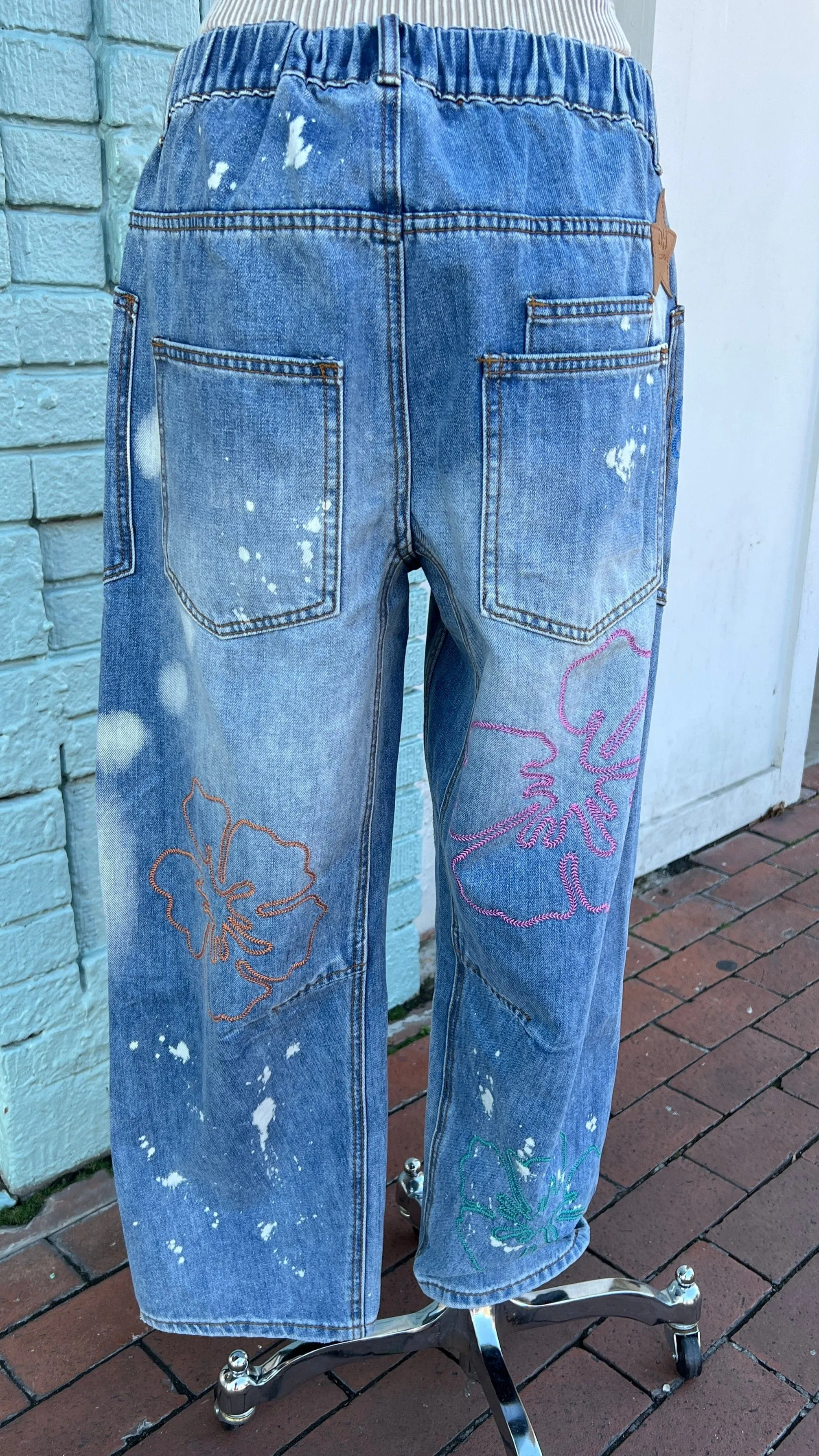 Wide Leg Floral Embroidered Jeans