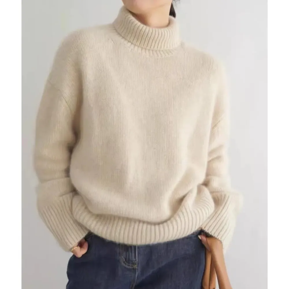 Women's Loose Turtleneck Jumper with Ribbed Hem and Cuffs | Perfect for Autumn/Winter
