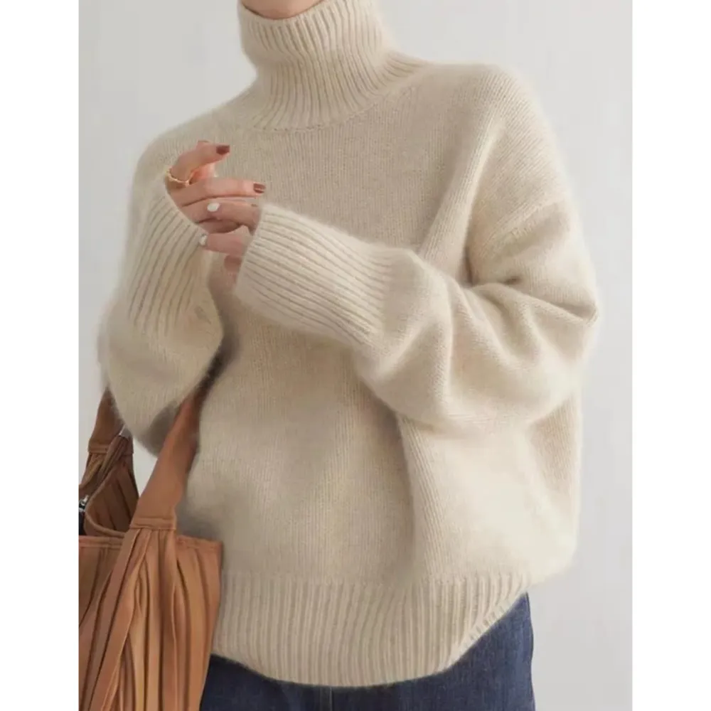 Women's Loose Turtleneck Jumper with Ribbed Hem and Cuffs | Perfect for Autumn/Winter