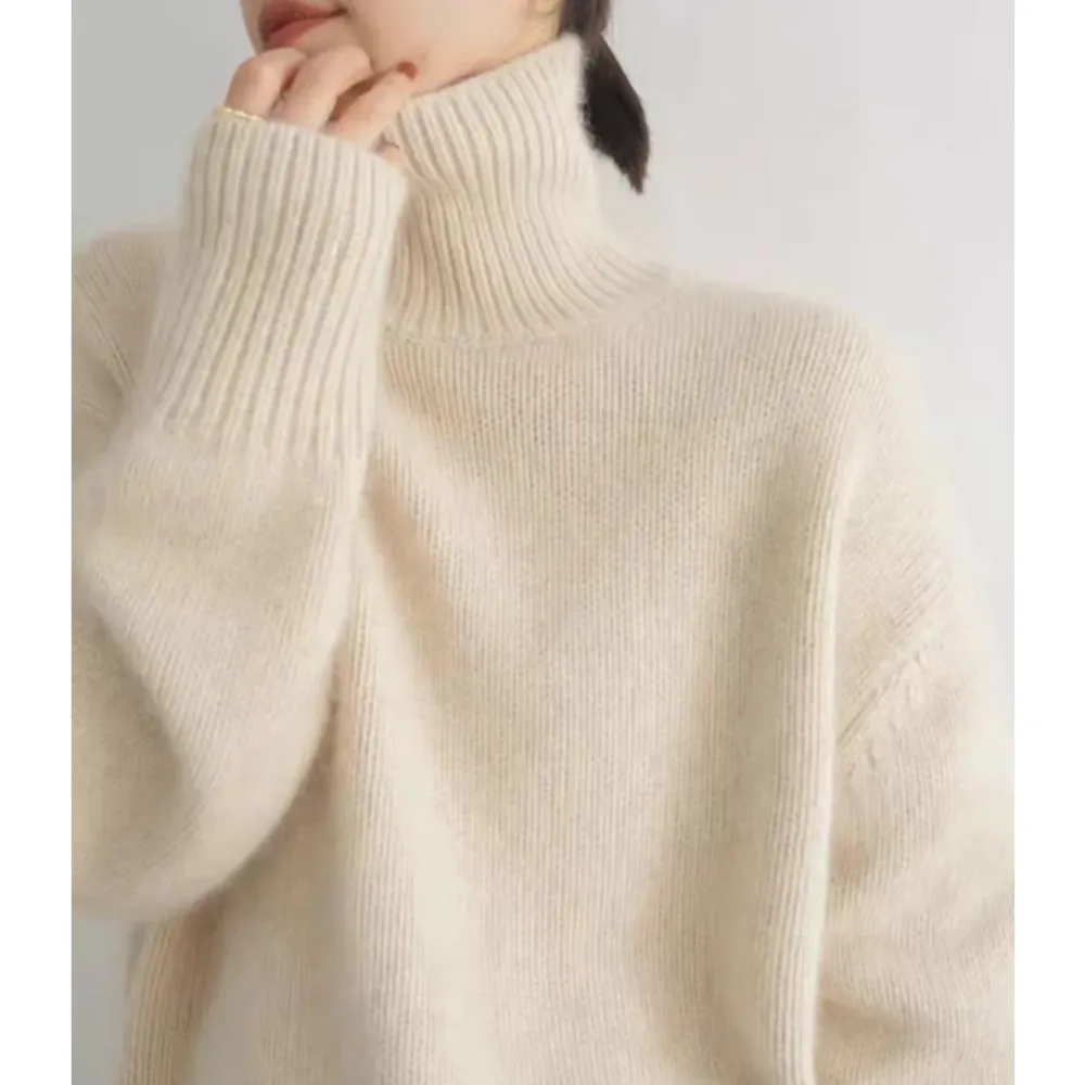 Women's Loose Turtleneck Jumper with Ribbed Hem and Cuffs | Perfect for Autumn/Winter