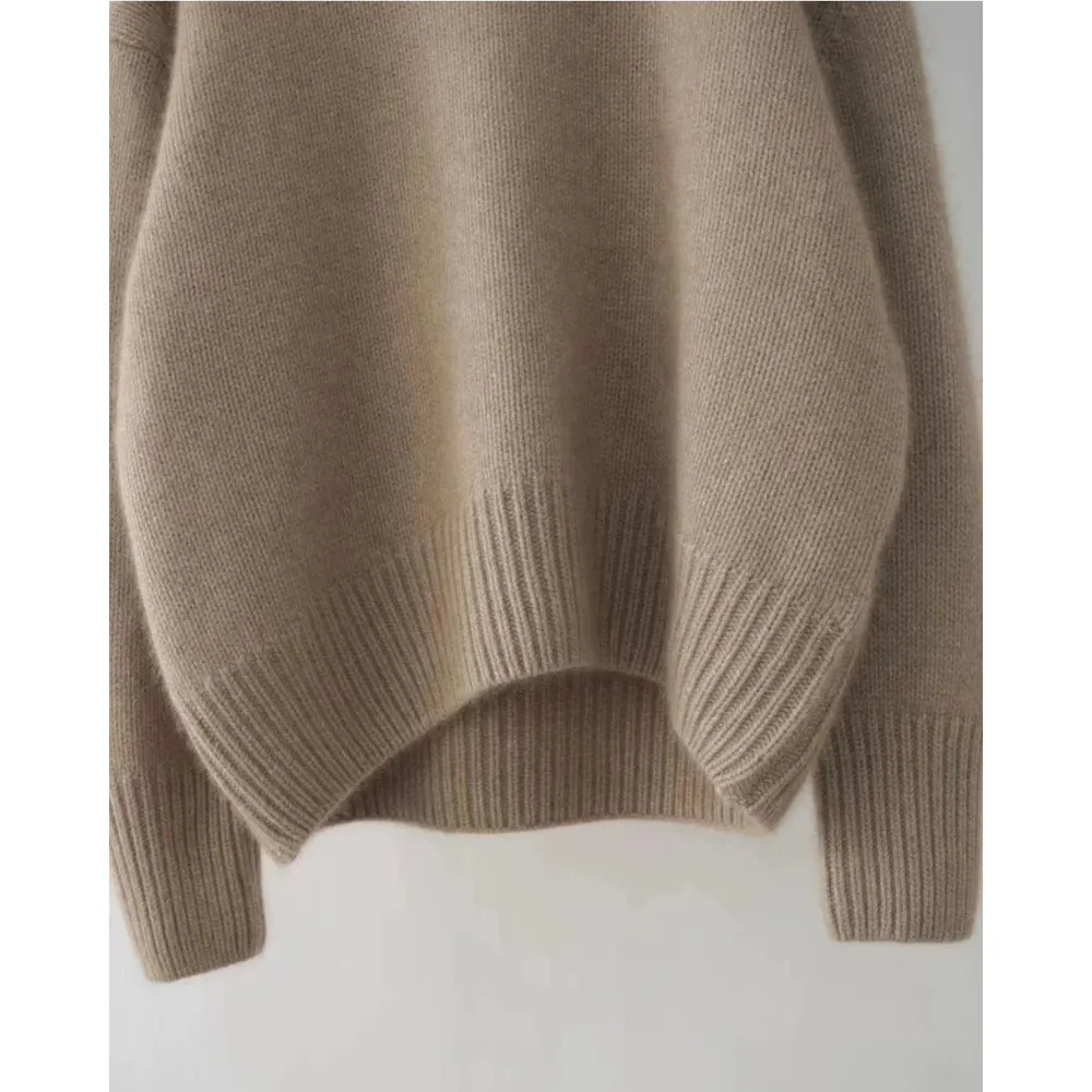Women's Loose Turtleneck Jumper with Ribbed Hem and Cuffs | Perfect for Autumn/Winter