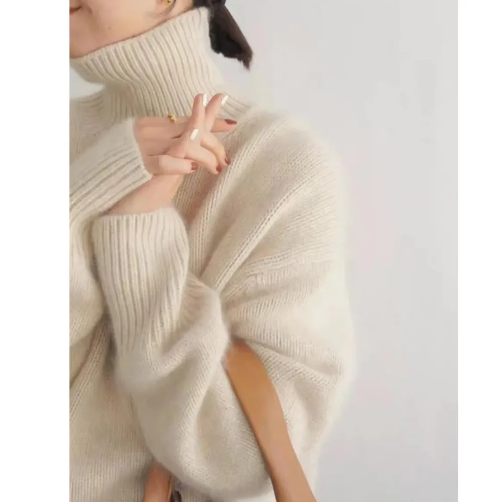 Women's Loose Turtleneck Jumper with Ribbed Hem and Cuffs | Perfect for Autumn/Winter
